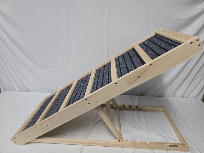 Wooden dog ramp for truck, suv, van 38&quot; x 16&quot;