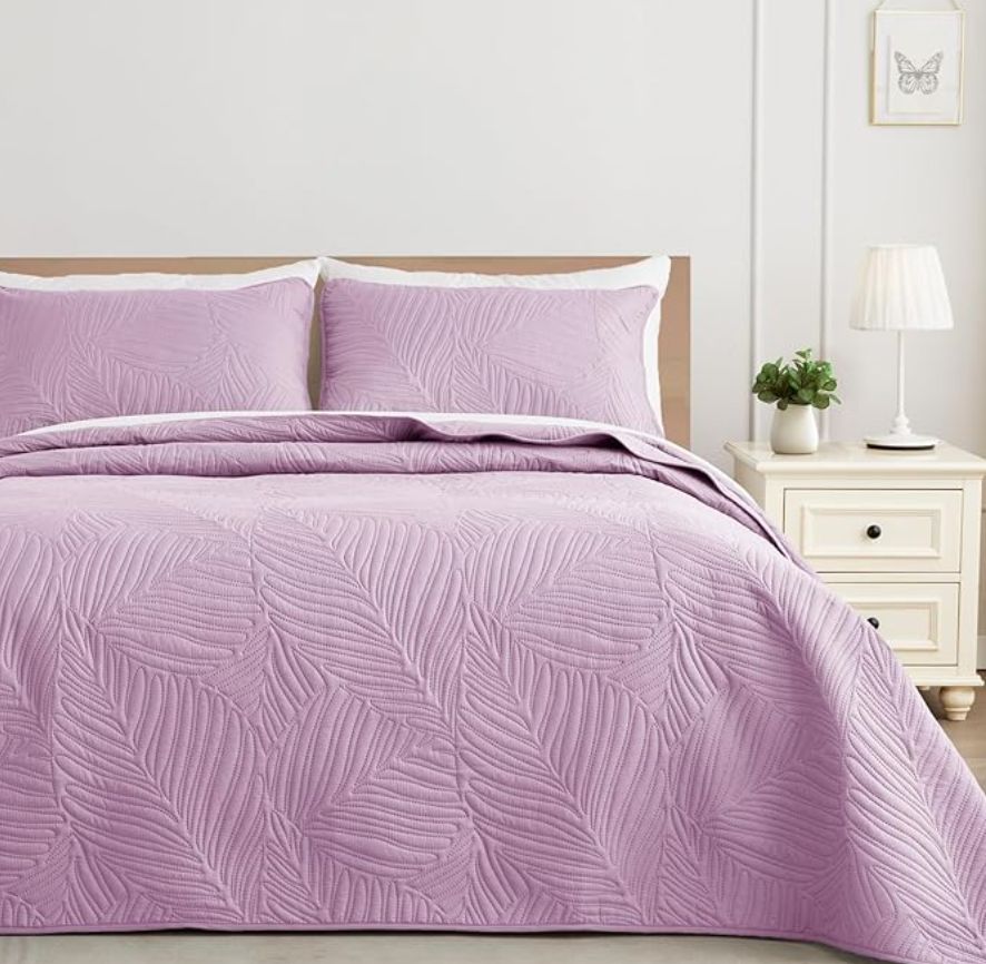 Exclusivo Mezcla Queen Quilt Bedding Set Lilac