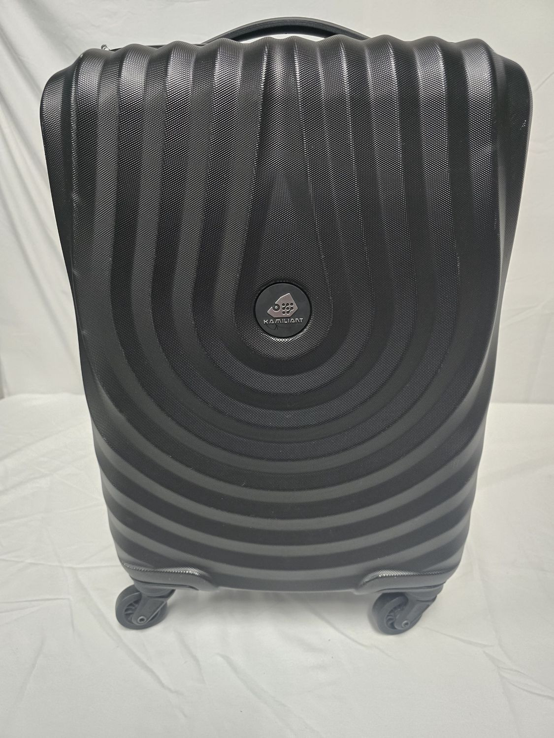 Kamiliant 20L Hard shell carry on suitcase