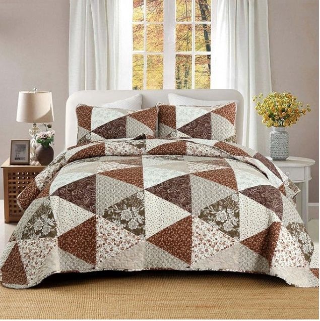 Dobuyly Fall Quilt Queen Size, Brown Floral Triangle Patchwork Bedspread
