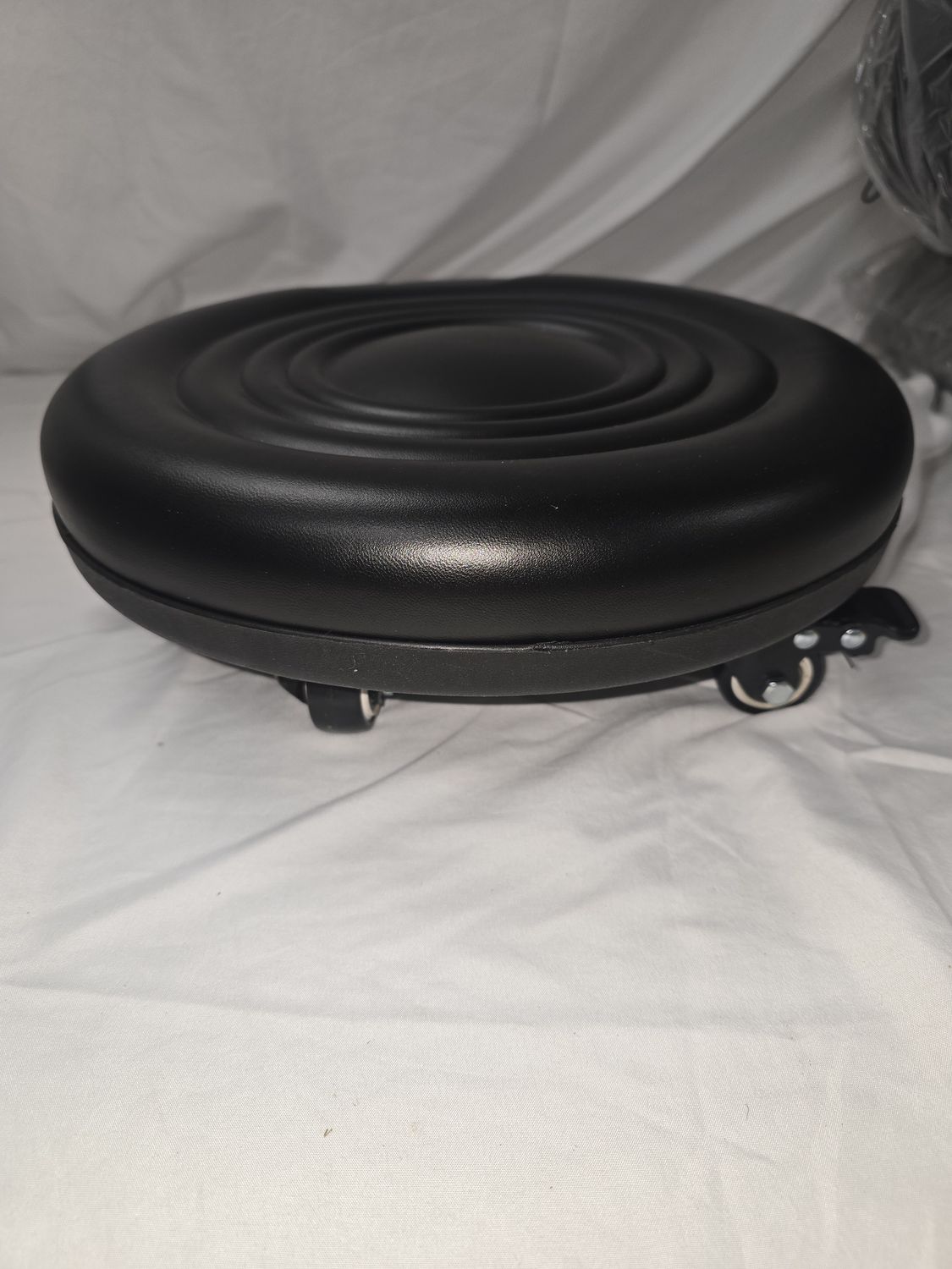 Creeper Seat 5&quot; x 14&quot; Round with 5 locking wheels