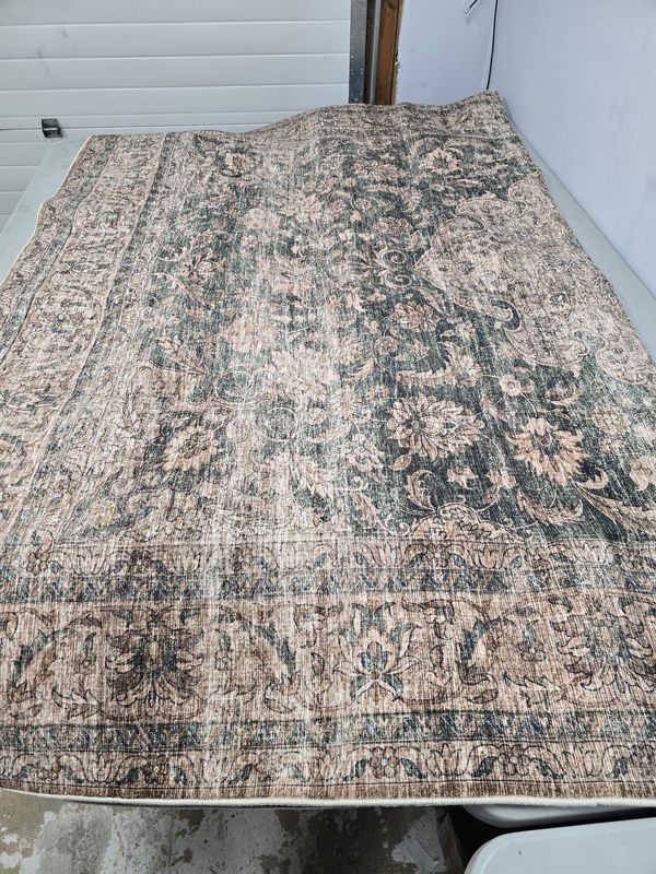 Basic Area Rug 8&#39; x 10&#39;