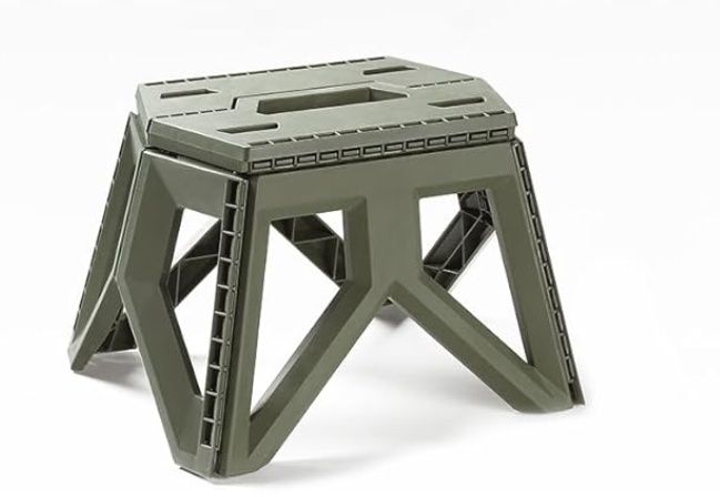 QUMOX Step Stool for Adults, Folding Stool with Load Capacity of 220 Pounds, Colour: Army Green