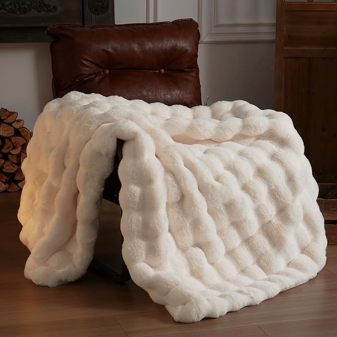 BENVWE Faux Fur Throw Blanket for Couch - Thickened White, 50&quot; x 60&quot;, Fluffy Soft
