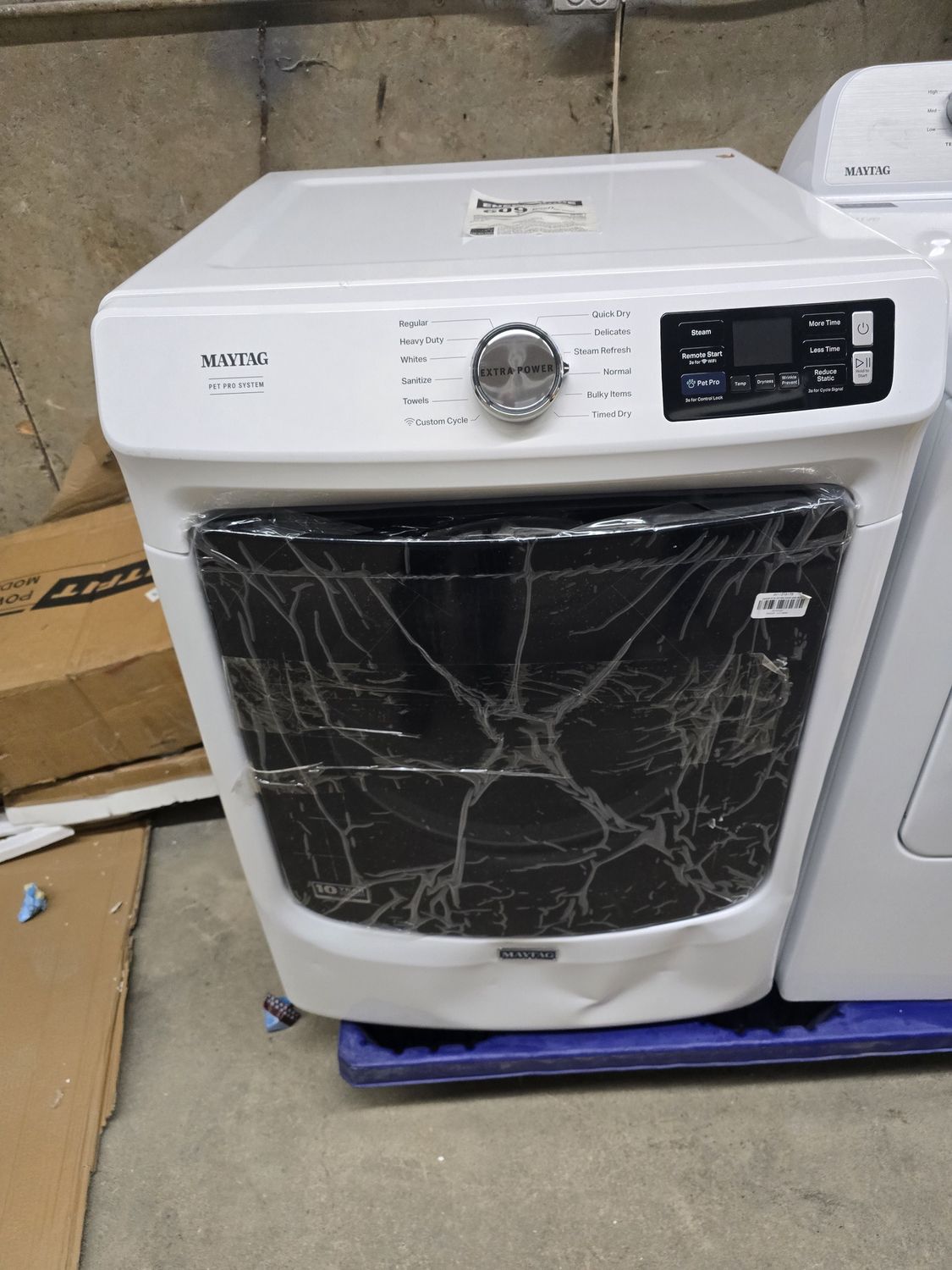 MagTag 7.4 cu.ft. Smart Front Load Stackable Gas Dryer with Pet Pro MSRP $1395.00