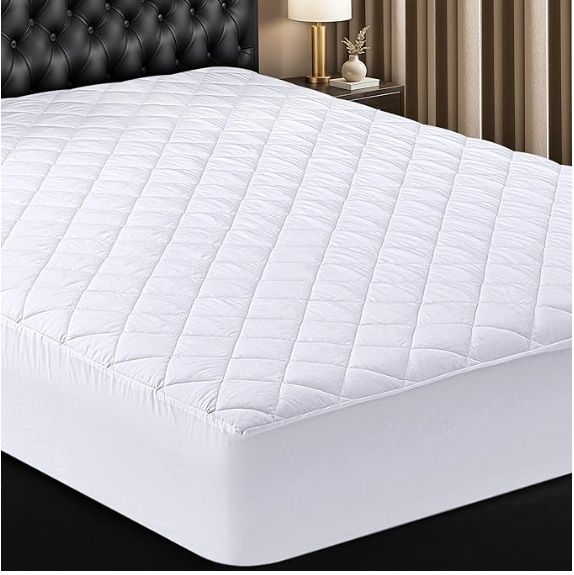 Utopia Bedding Quilted Fitted Mattress Pad – Full Size, Elastic Fitted Mattress Topper