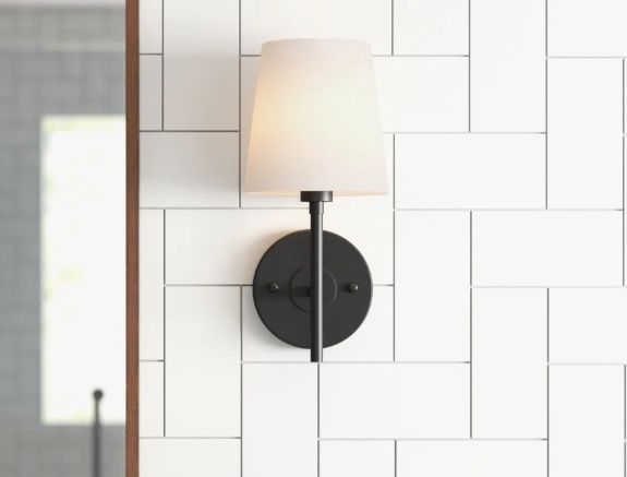 Lovis Iron Wallchiere