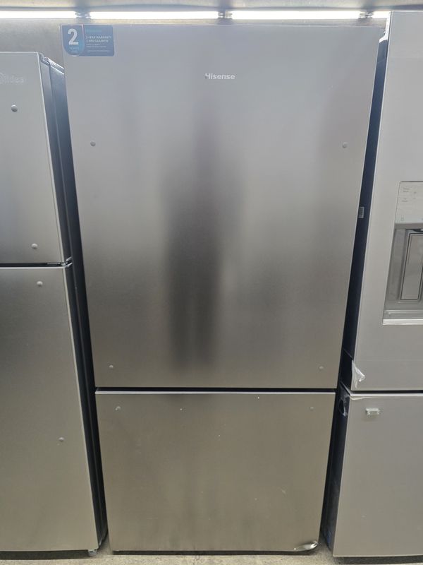 Hisense 31.5 in. 22.3 cu ft. Stainless Steel Bottom Mount Standard Depth Refrigerator