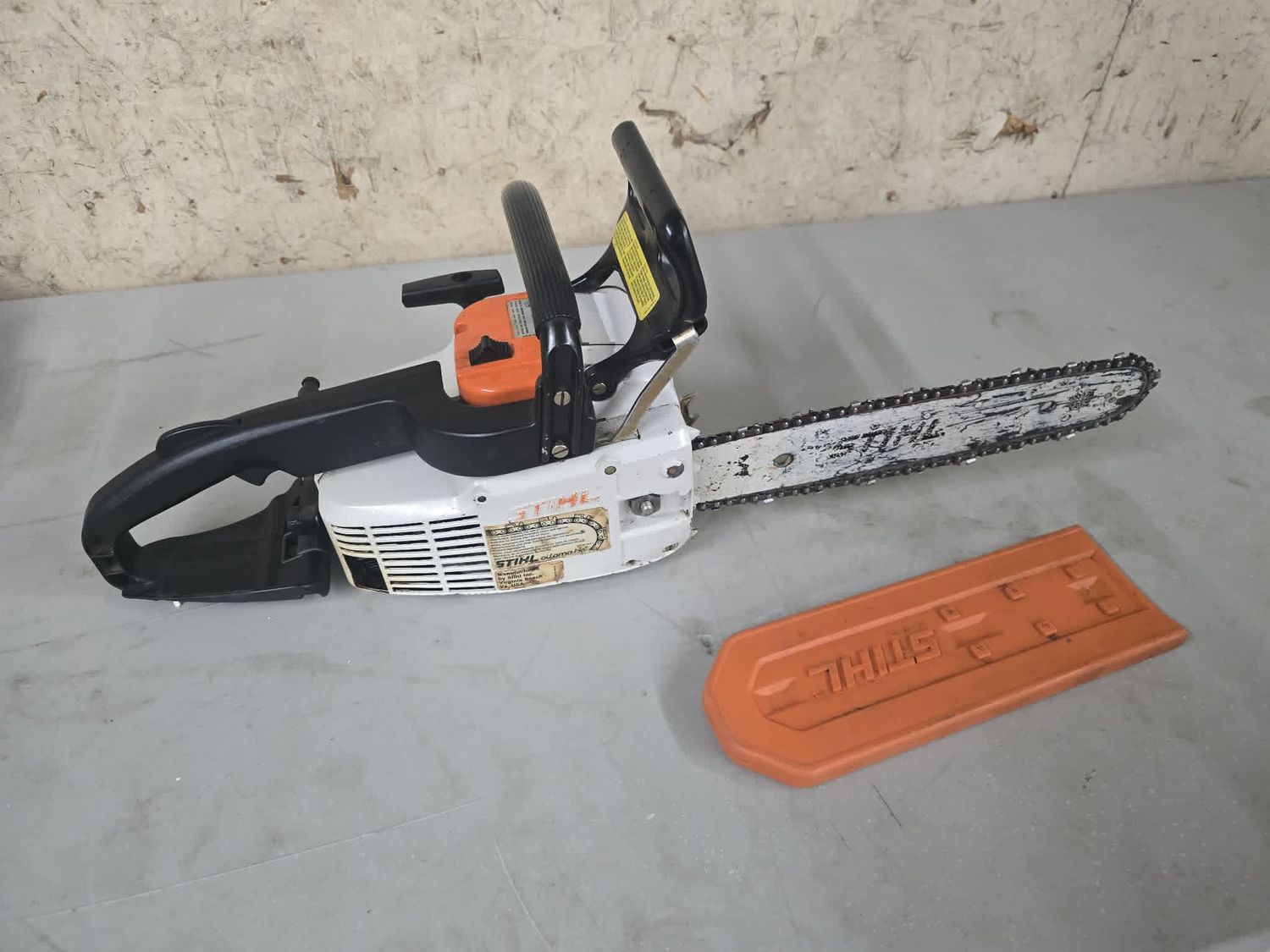 Stihl 011AV Electric Quick Stop 12" Bar Stihl 011AV Electric Quick Stop 12" Bar