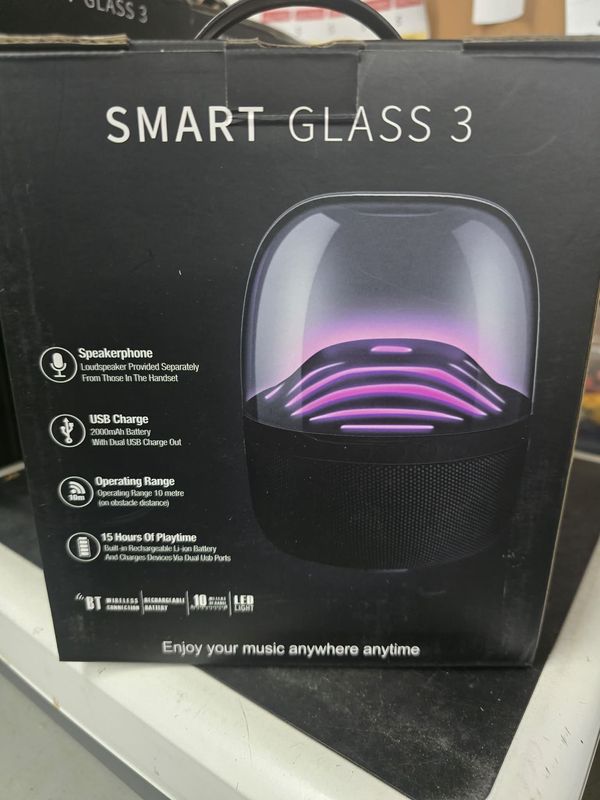 Smart Glass 3 LED Multicolor Lights Rechargeable Speaker Smart Glass 3 LED Multicolor Lights Rechargeable Speaker