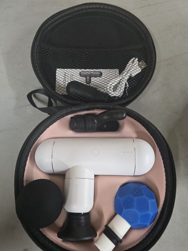 ADDADAY Muscle Message Gun with different Message Tips, charger and & Carrying case ADDADAY Muscle Message Gun with different Message Tips, charger and & Carrying case