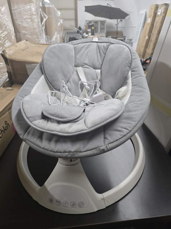 Munchkin Bluetooth Enabled Lightweight Baby Swing with Natural Sway in 5
