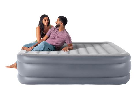 Intex 20" Queen Dura-Beam® Deluxe Raised Air Mattress with Built-in Pump Intex 20" Queen Dura-Beam® Deluxe Raised Air Mattress with Built-in Pump
