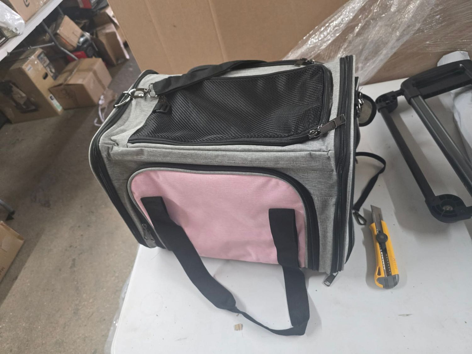 Soft-Sided Pet Carrier – Grey & Pink (16" x 12" x 12") Soft-Sided Pet Carrier – Grey & Pink (16" x 12" x 12")