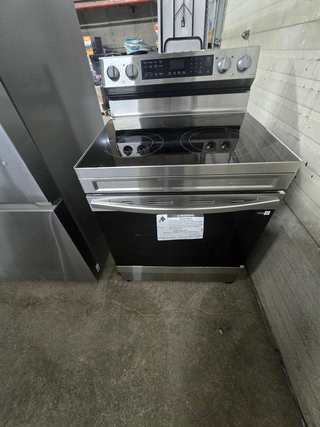 Samsung 30" 6.3 Cu. Ft. Stainless Steel Electric Range with Air Fry Samsung 30" 6.3 Cu. Ft. Stainless Steel Electric Range with Air Fry