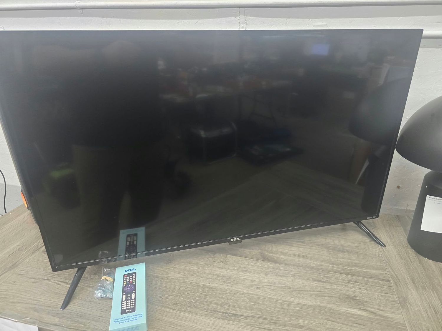 onn 43” 4K UHD HDR10 Smart Roku TV onn 43” 4K UHD HDR10 Smart Roku TV