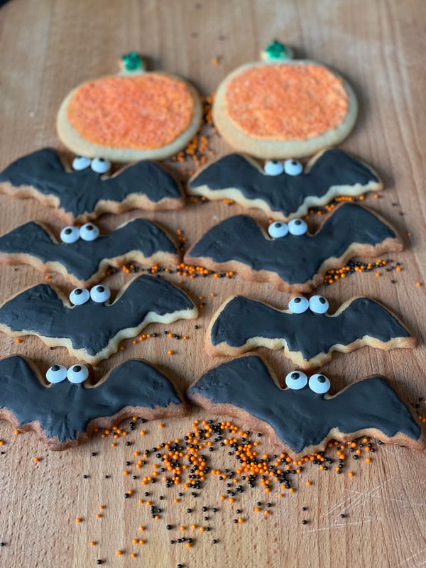 Hand Decorated Halloween Cookies (Set of 4)