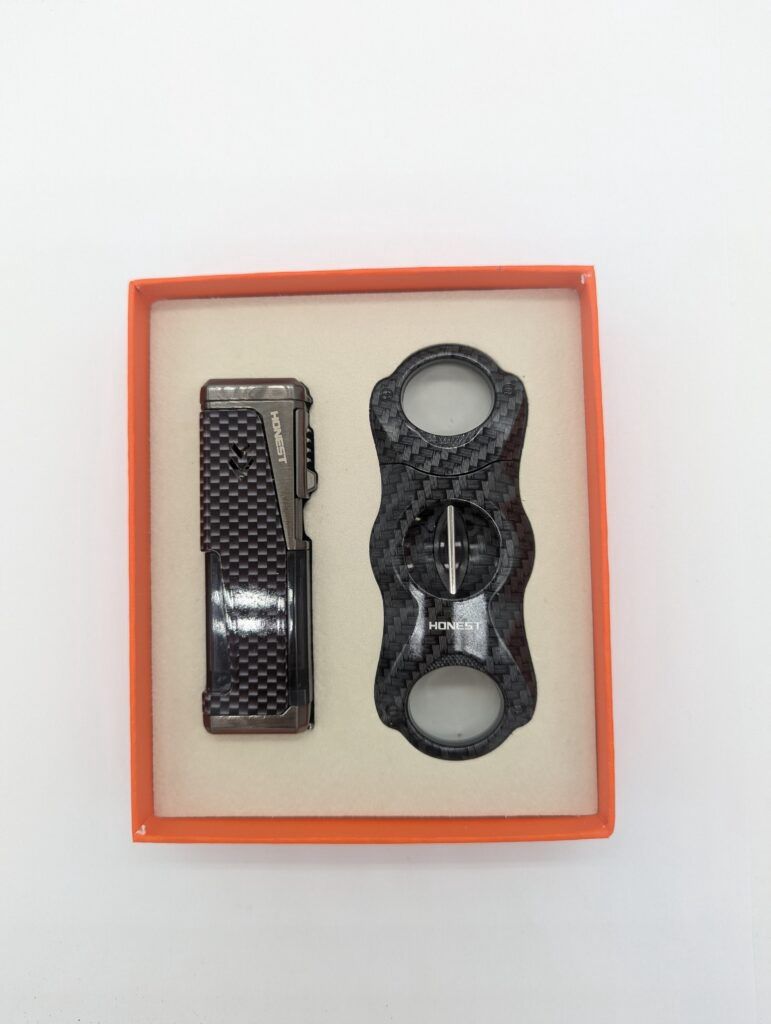 Honest Lighter And Cigar Cutter Set (V Cut Carbon)