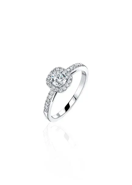 Diamond Ring – 0.3 Carat