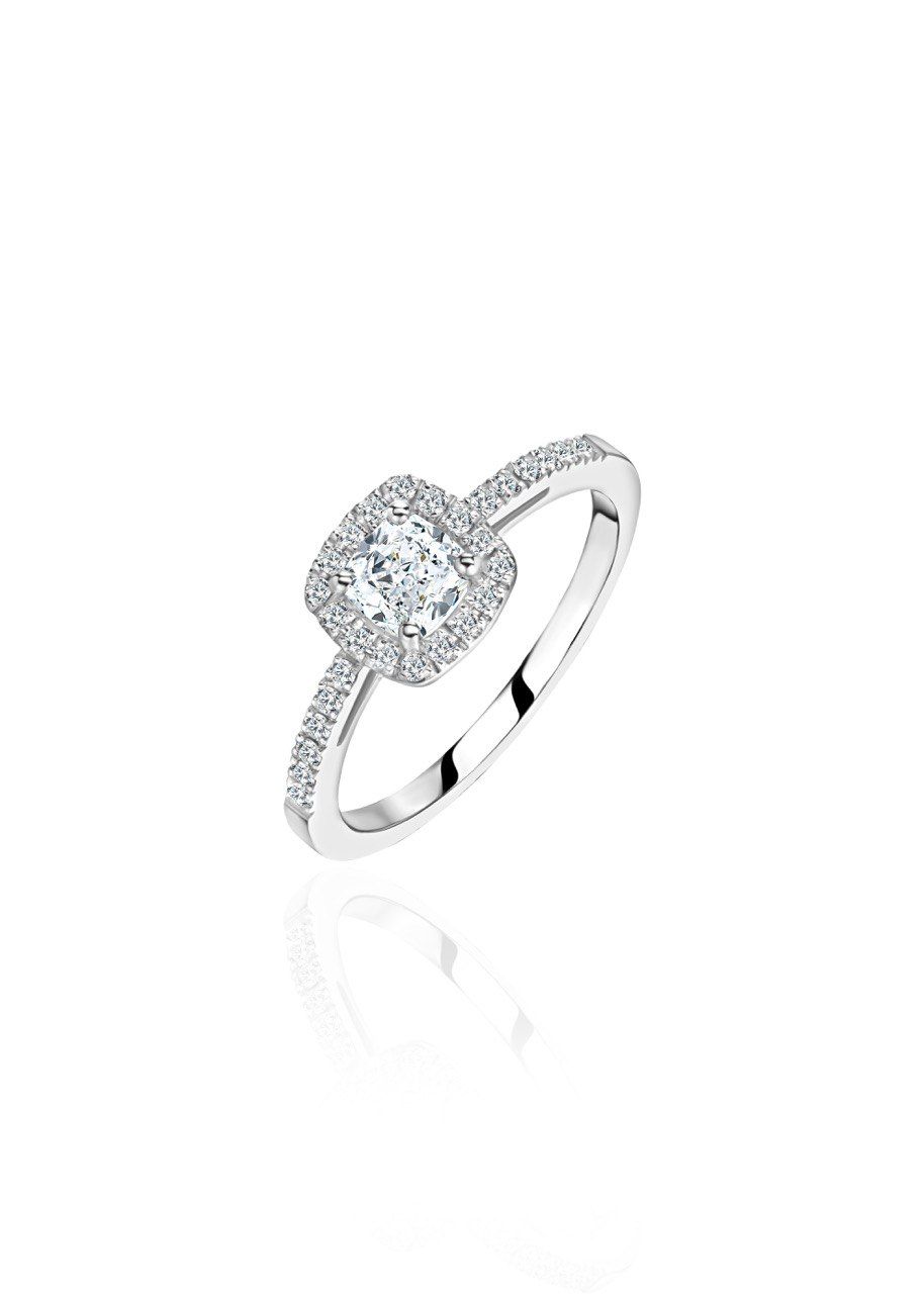 Cushion-Cut Center Diamond Ring – 0.5 Carat