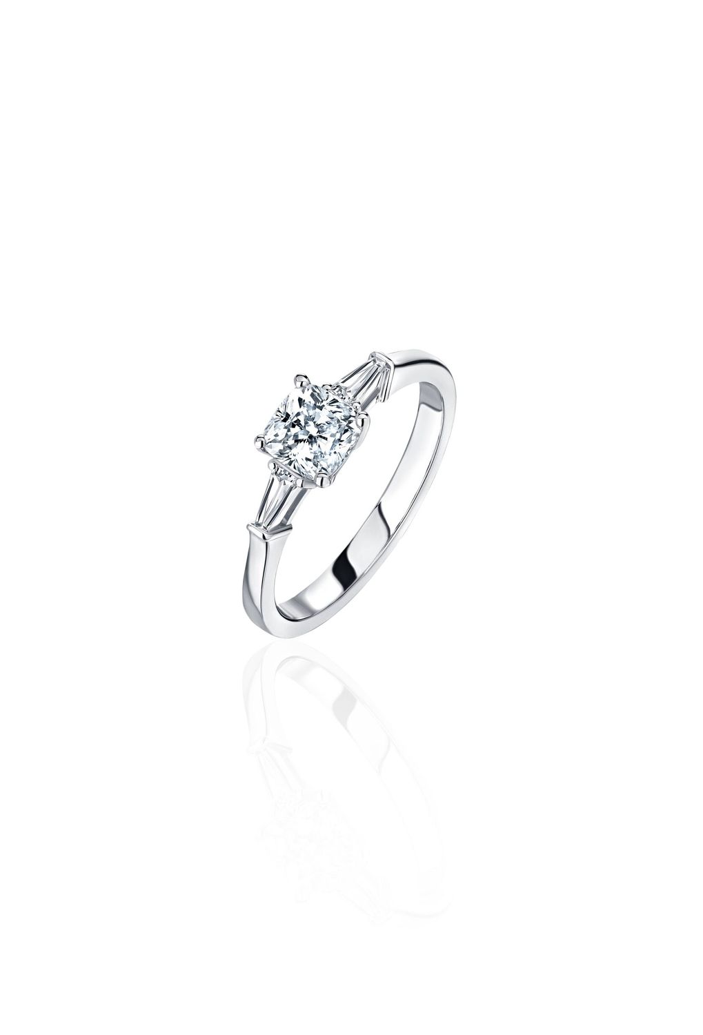 Cushion-Cut Diamond Engagement Ring – 0.8 Carat