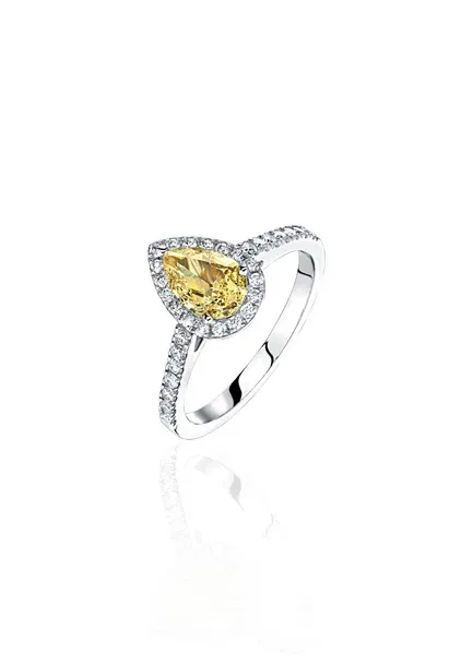 Pear-Cut Diamond Ring – 0.7 Carat