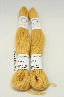 צמר לרקמה 2422