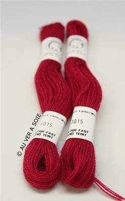 צמר לרקמה 3015