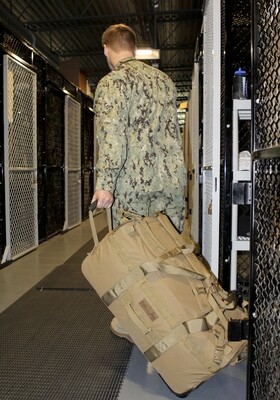 MILITARY WHEELED BAGS