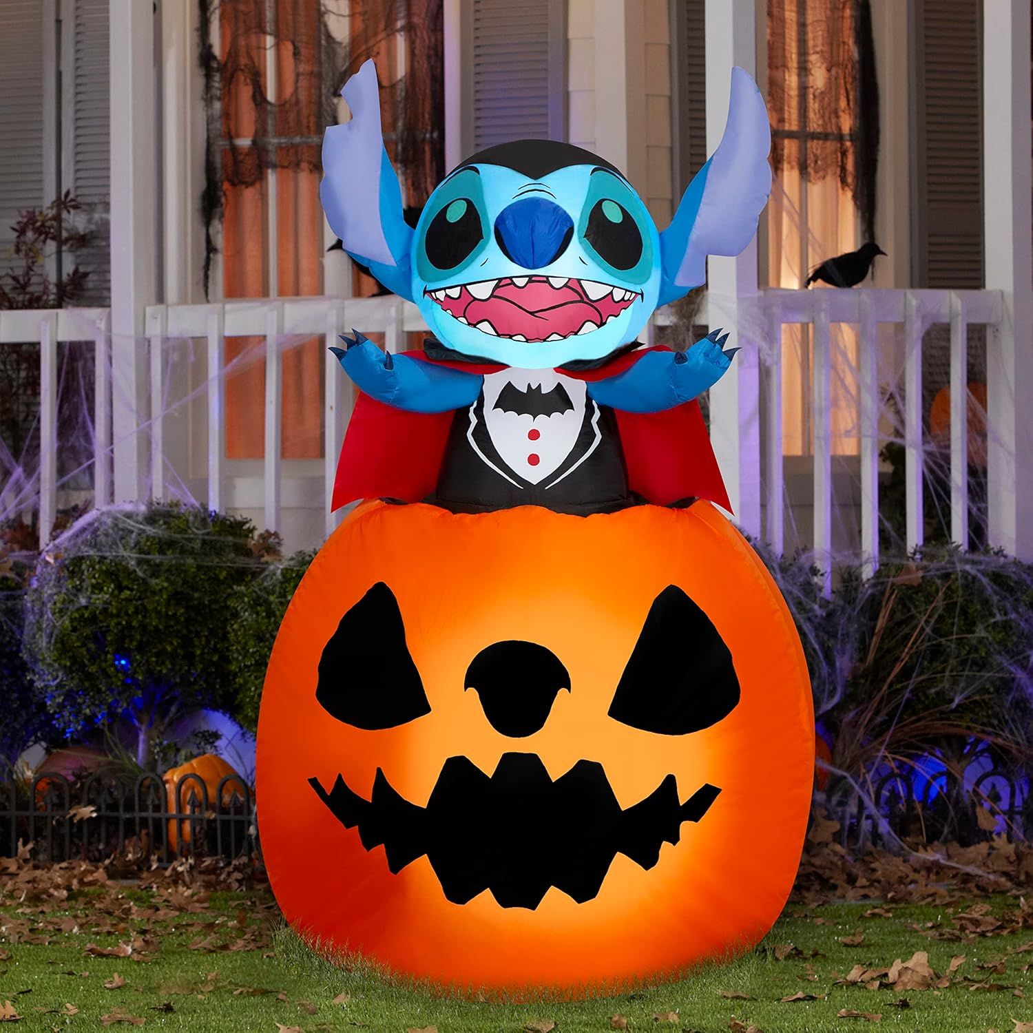 Disney Stitch Vampiro Inflable de Halloween JOYIN con LED AutoInflable 1.5 mts