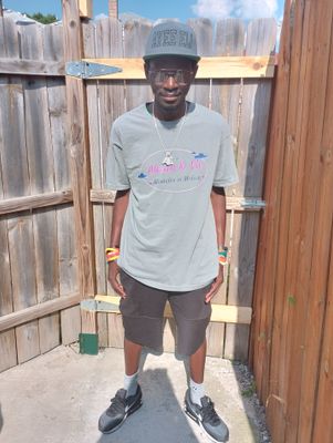 MIM Line - Unisex garment-dyed heavyweight t-shirt