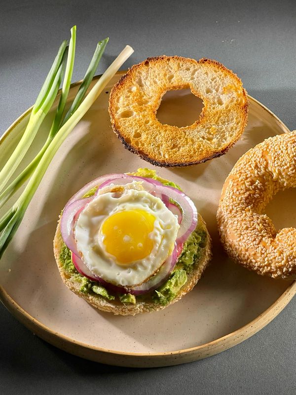 24.2.2026  מבייגל עד פרעצל, עם סער מור