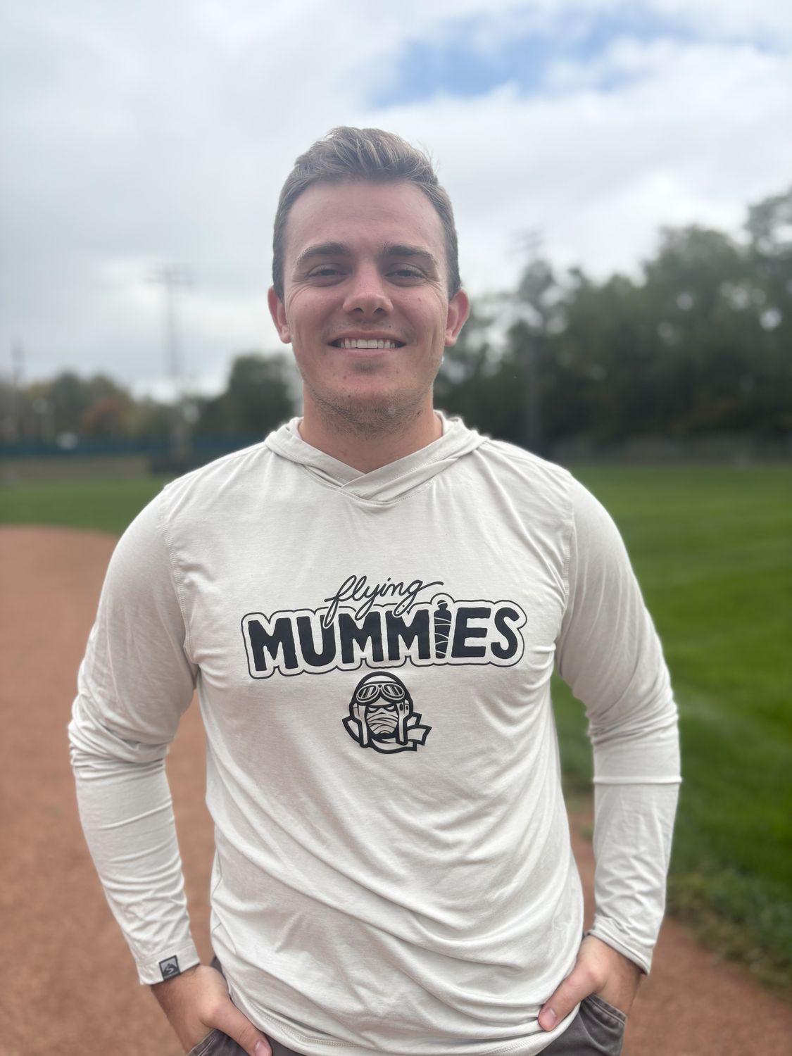 Storm Creek Light Weight Hoodie Sand