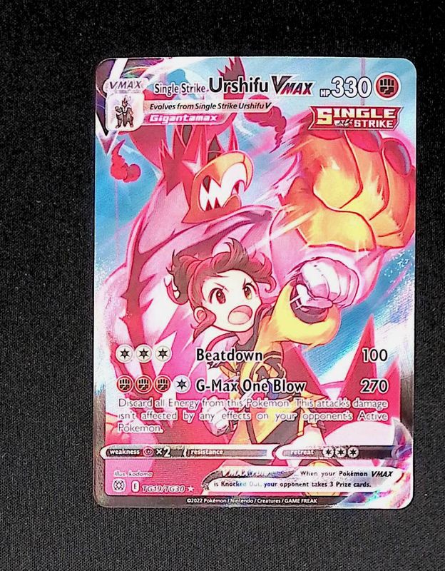 Single Strike Urshifu VMAX (TG)