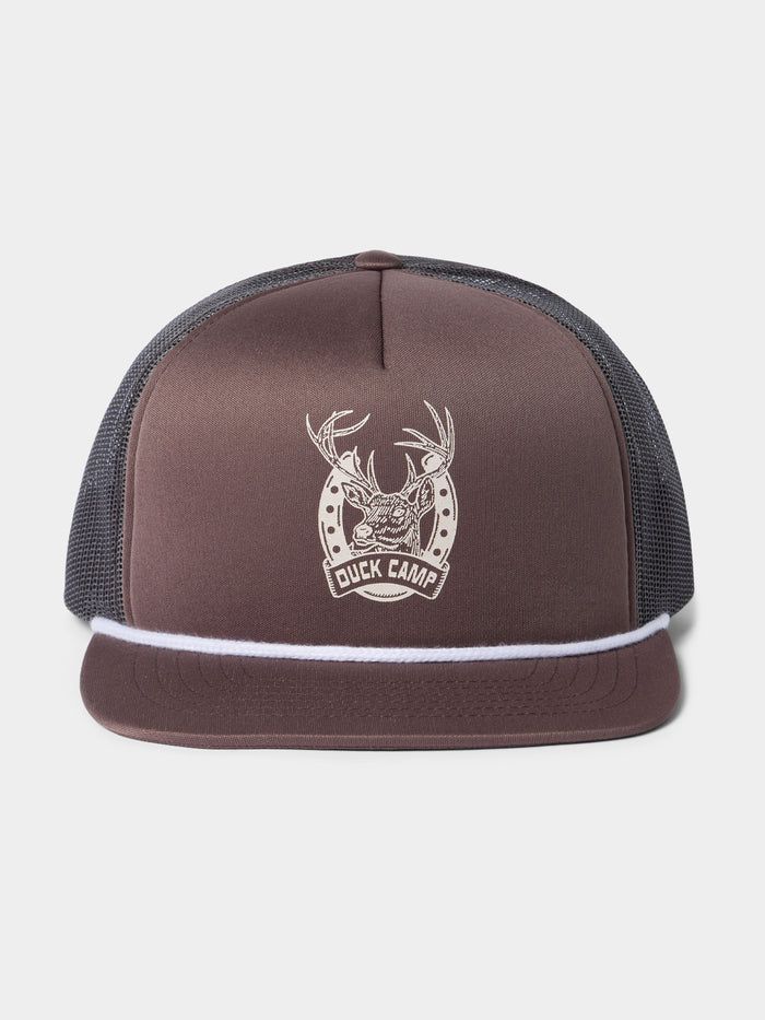LUCKY DEER RETRO TRUCKER HAT