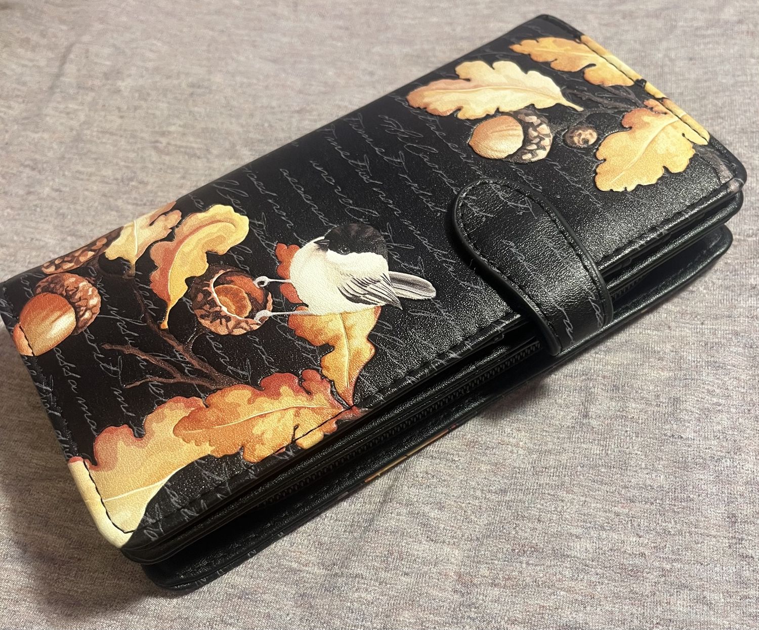 Large Wallet, Attribute: chickadee &amp; acorns