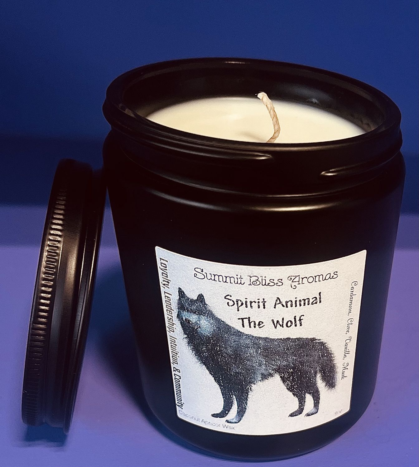 8oz Animal Spirit Candle, scent: Wolf