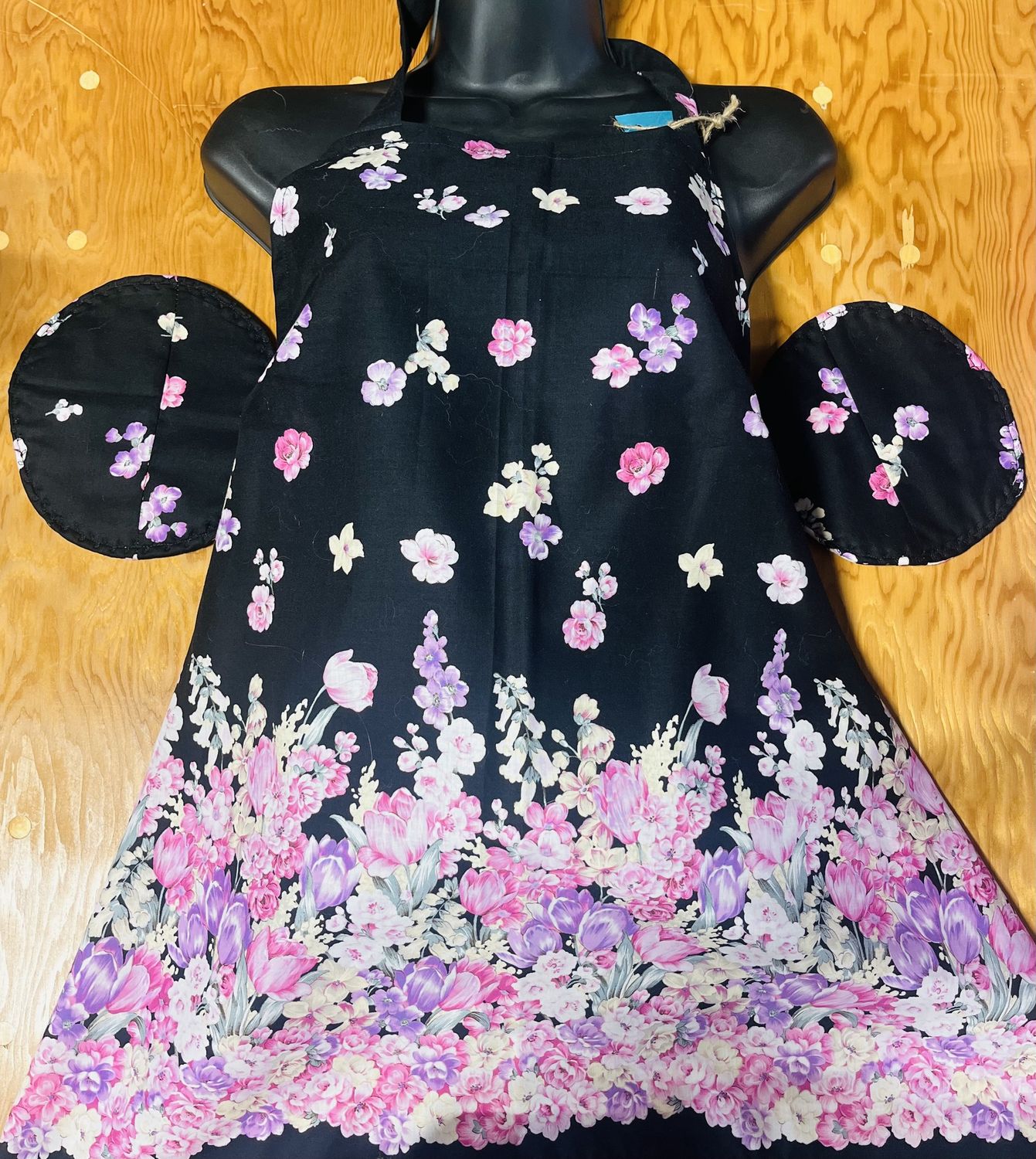 Apron, design: Pk/Bk w/pothldr