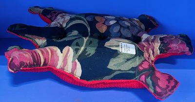 Turtle, Floor mop scrubber