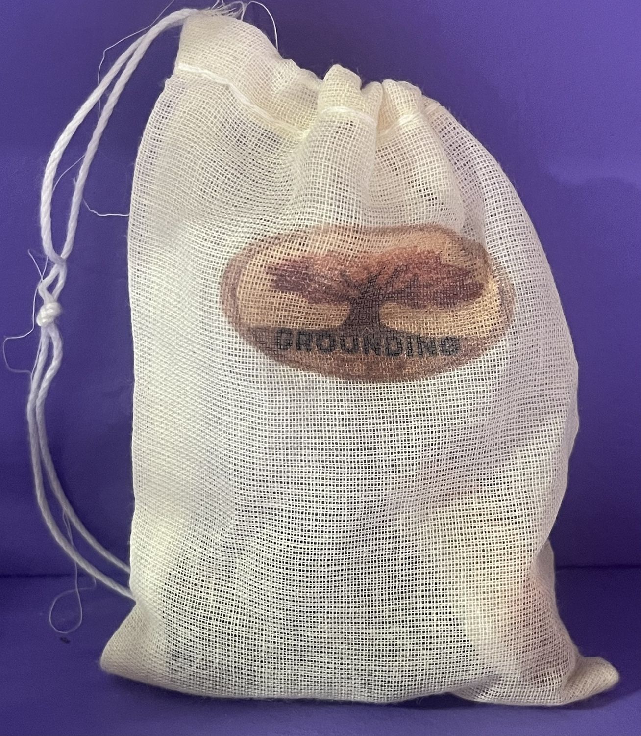 Intention Pouch, design: Grounding