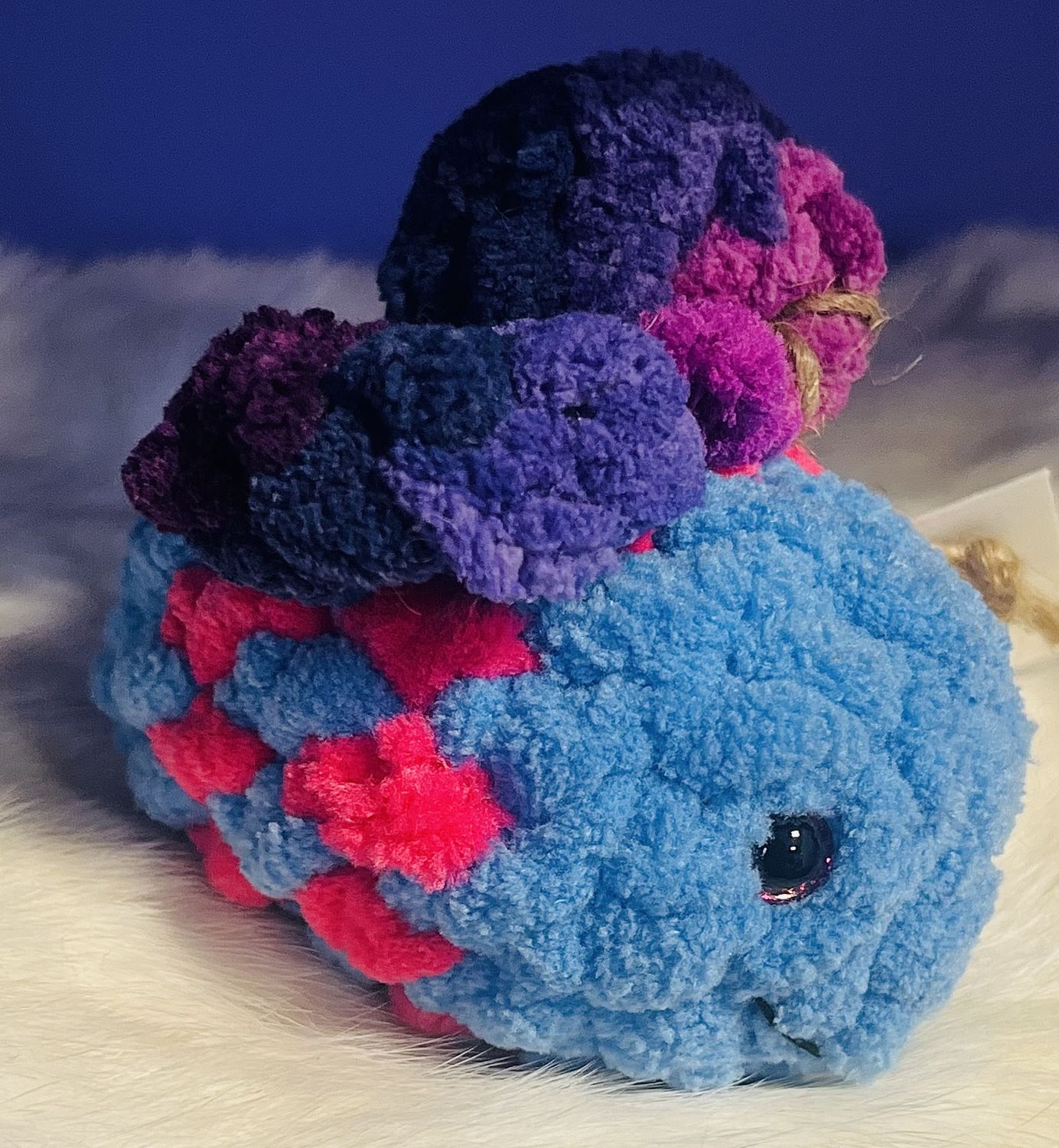 Small Stuffy Animal, design: Bee