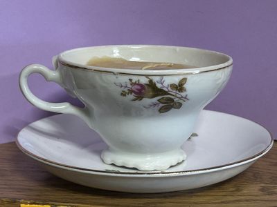 Beeswax Cup &amp; Saucer candle