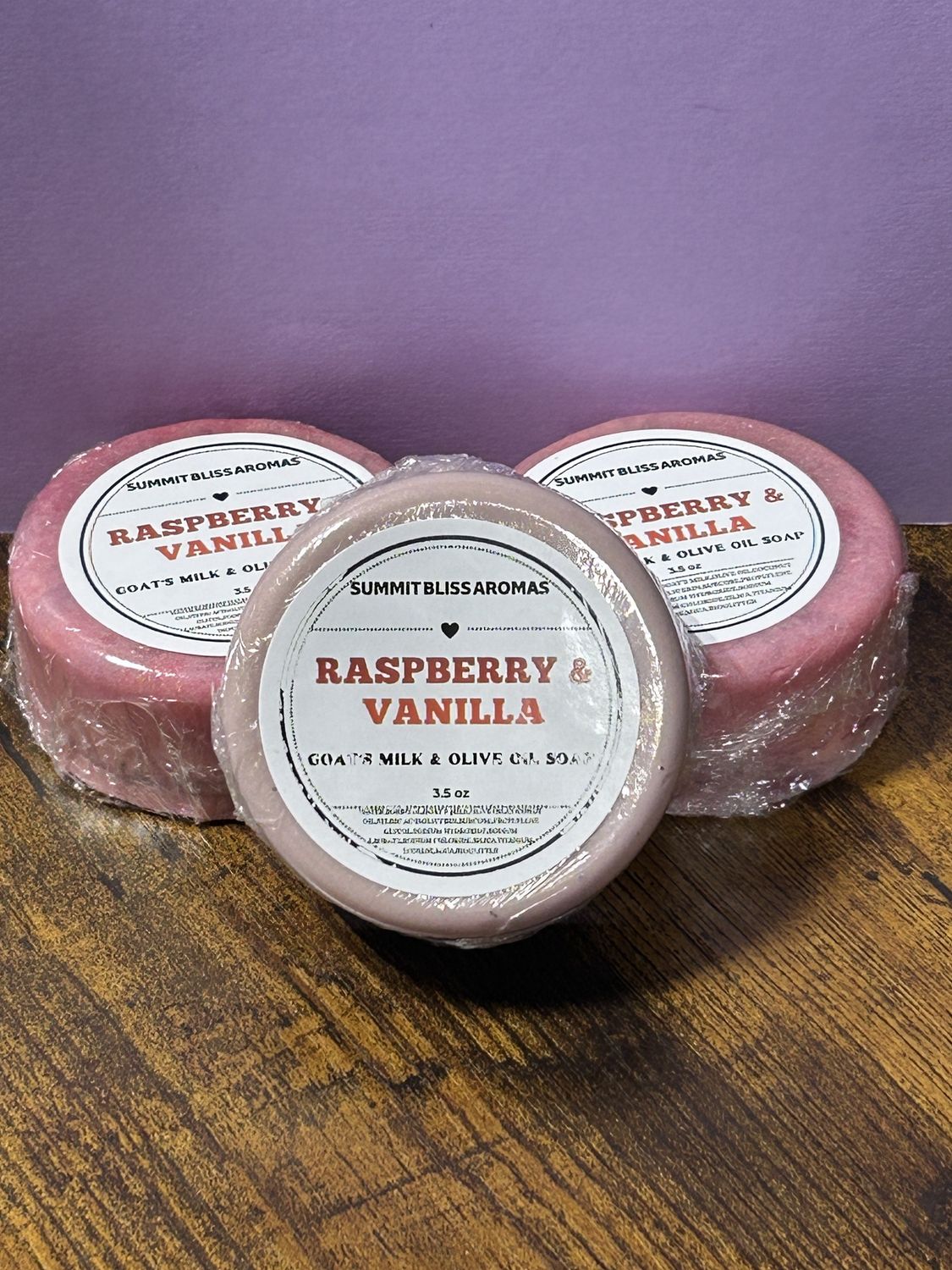 Goats Milk Soap, scent: Raspberry/Vanilla