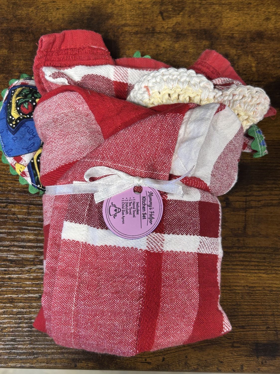 Mommy's Helper Kitchen Set, Colour: Red