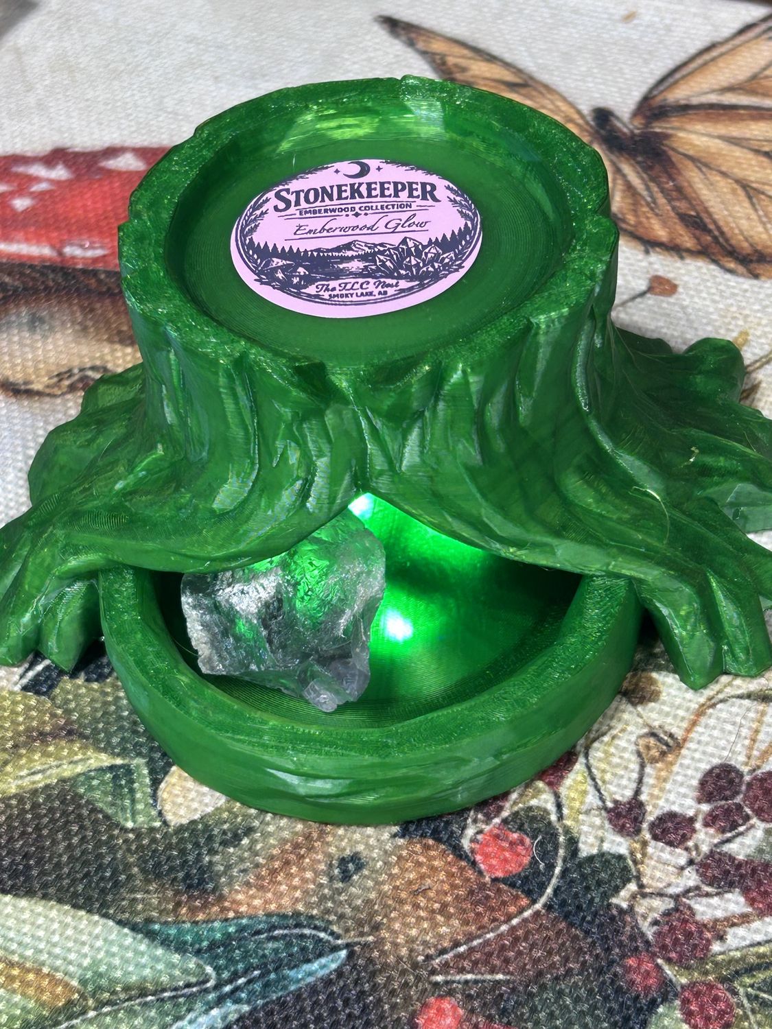 Stonekeeper-Emberwood Glow, Colour: Green Translucent