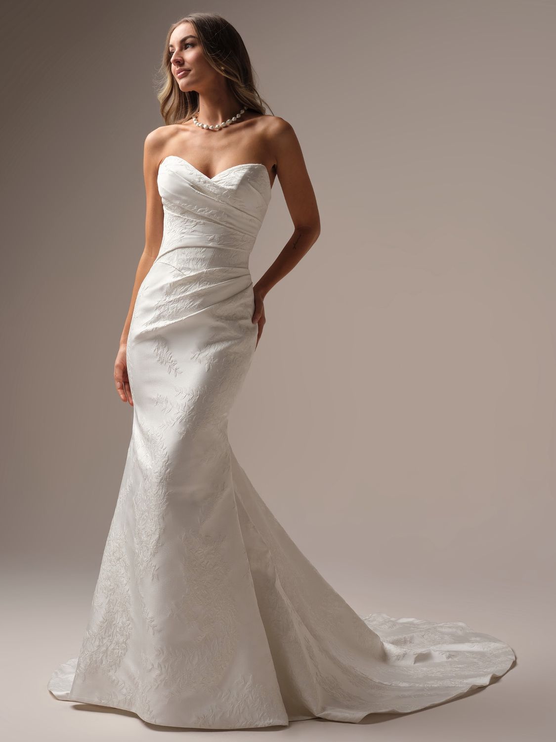 Midgley Giselle Marie Ivory 10
