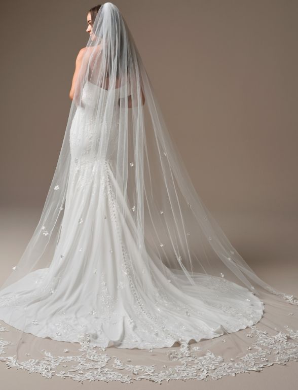 long sleeve dress ivory Aurelie Long Sleeve Lace Maxi Dress / Ivory | MESHKI