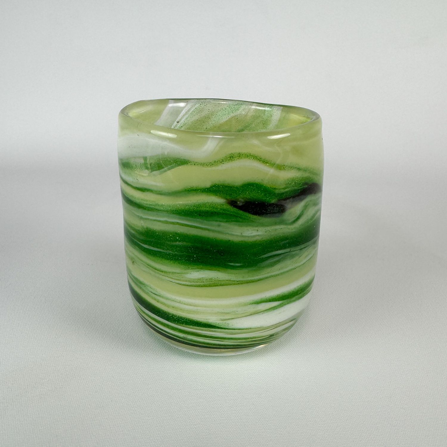 Green and White Color-Flow Cup