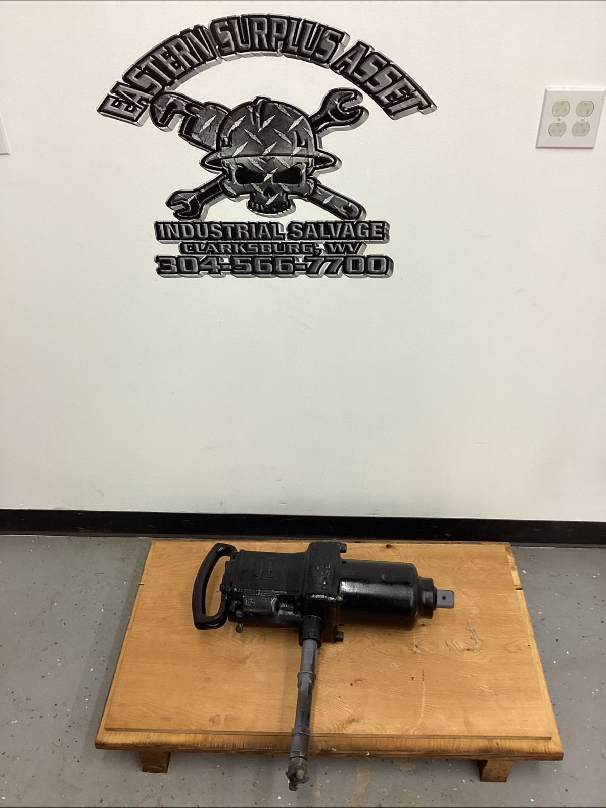 Ingersoll Rand 1 1/2” Pneumatic Impact Wrench 5780