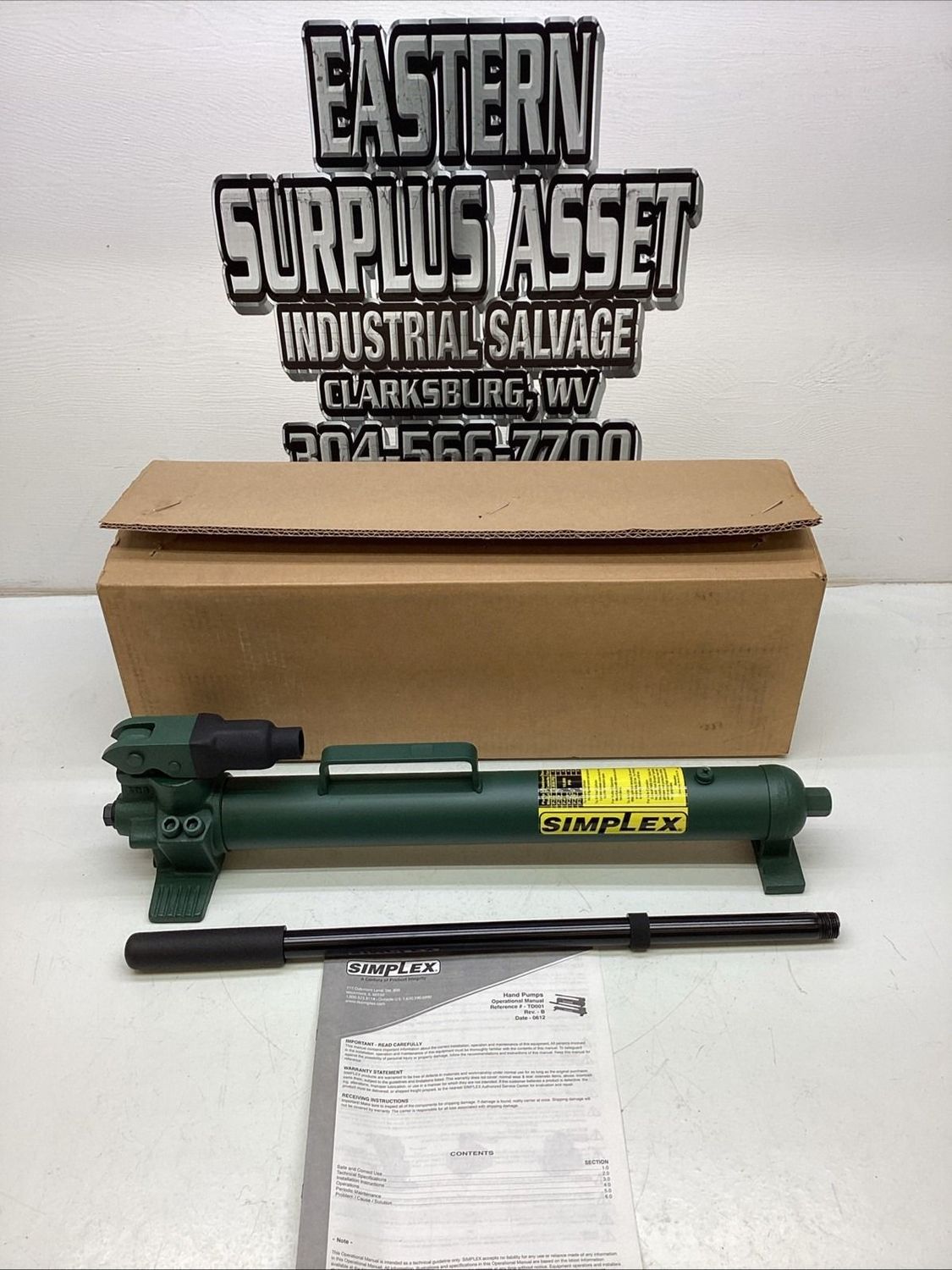 Simplex 2 Stage 200/10K PSI 45 Cu. In. Steel Hand Pump P42 NIB Simplex 2 Stage 200/10K PSI 45 Cu. In. Steel Hand Pump P42 NIB